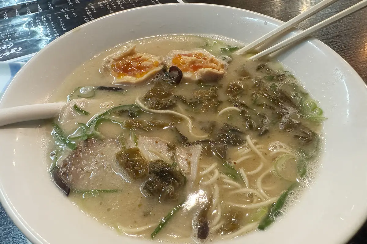 ラーメンたつや　ラーメン　辛子高菜