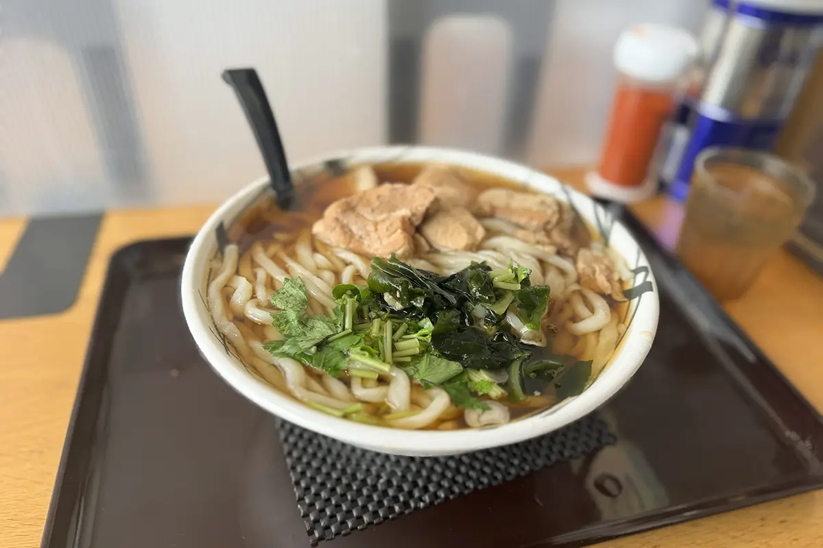 麺専門店 アラキ ホルモンうどん