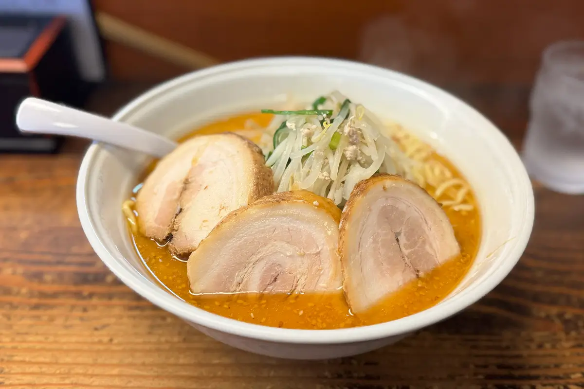 楓の花 みそ野菜チャーシューめん