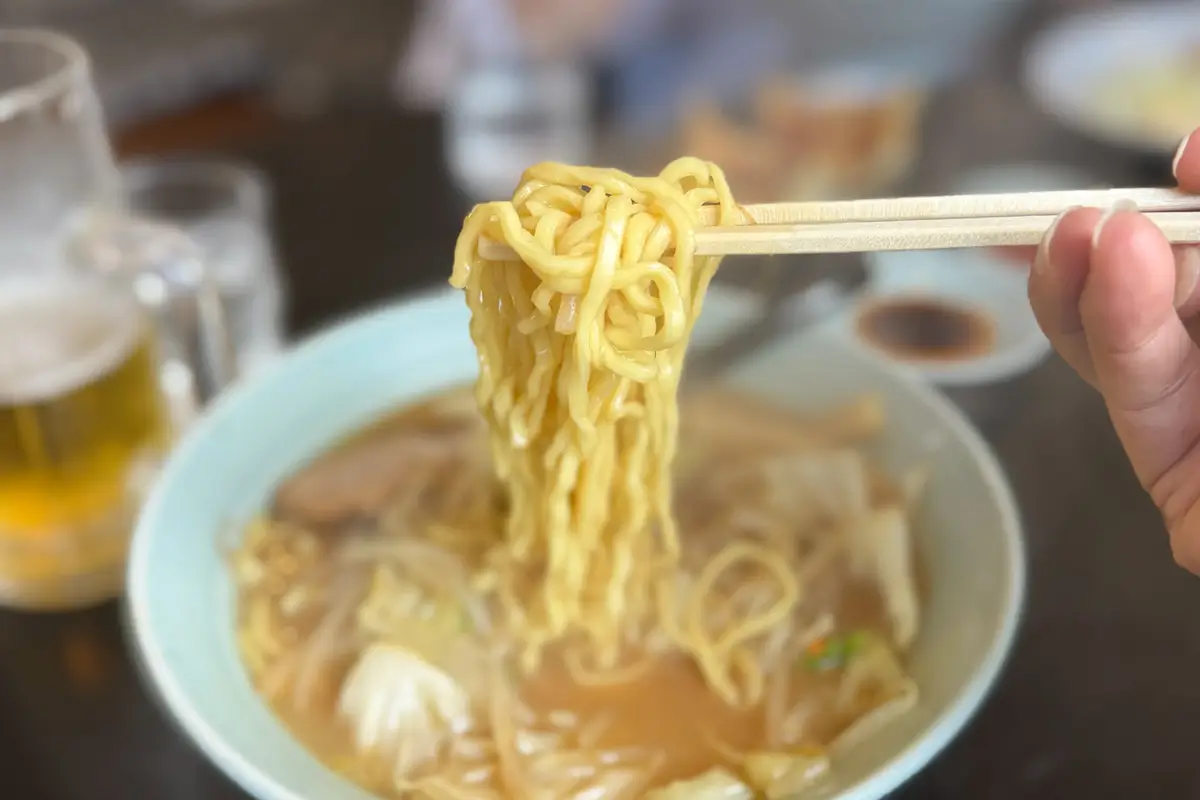サッポロラーメン マリモ 味噌ラーメン 麺